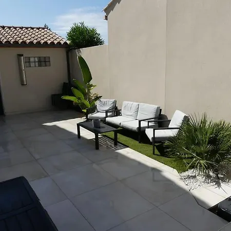 Grande Calme & Moderne A Villa